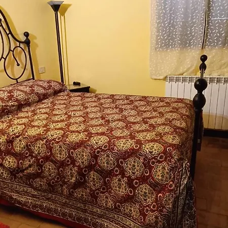 アパート La Casina Del Sole チェトーナ